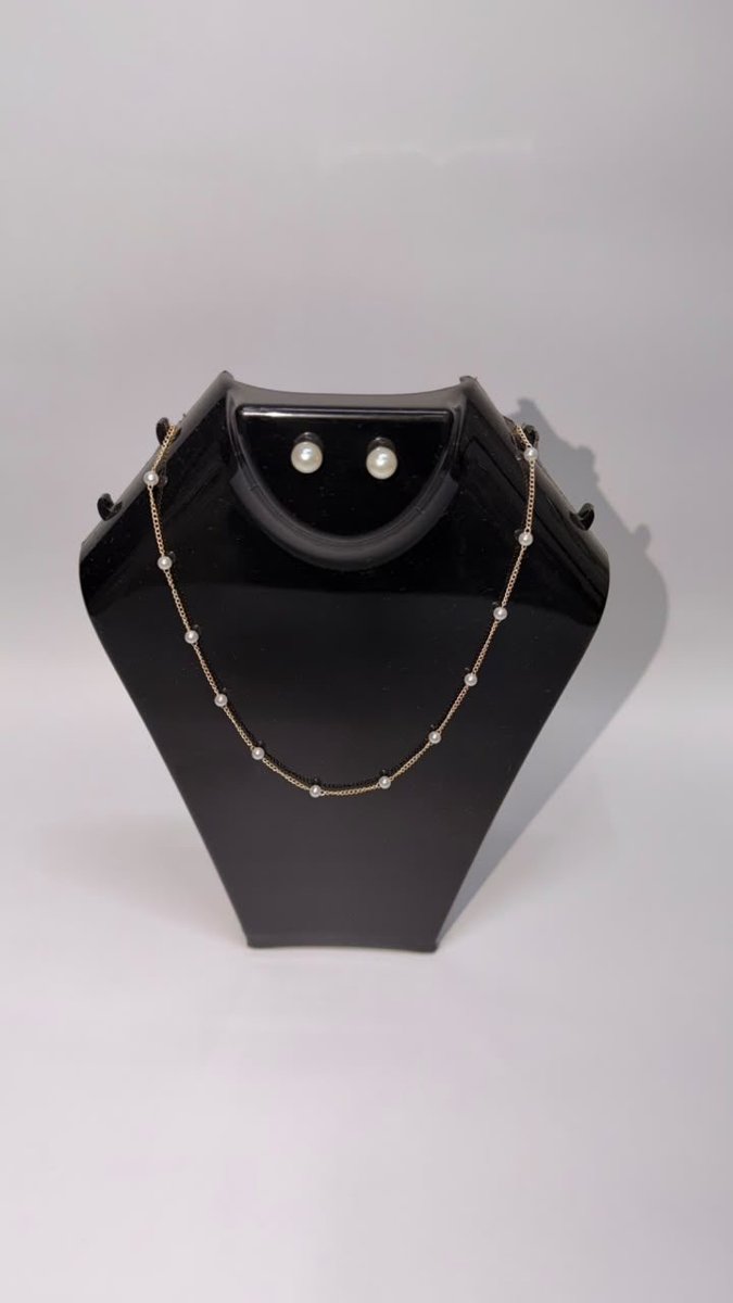 Set de Collar y Aretes de Perlas con Cadena Dorada, foto 1